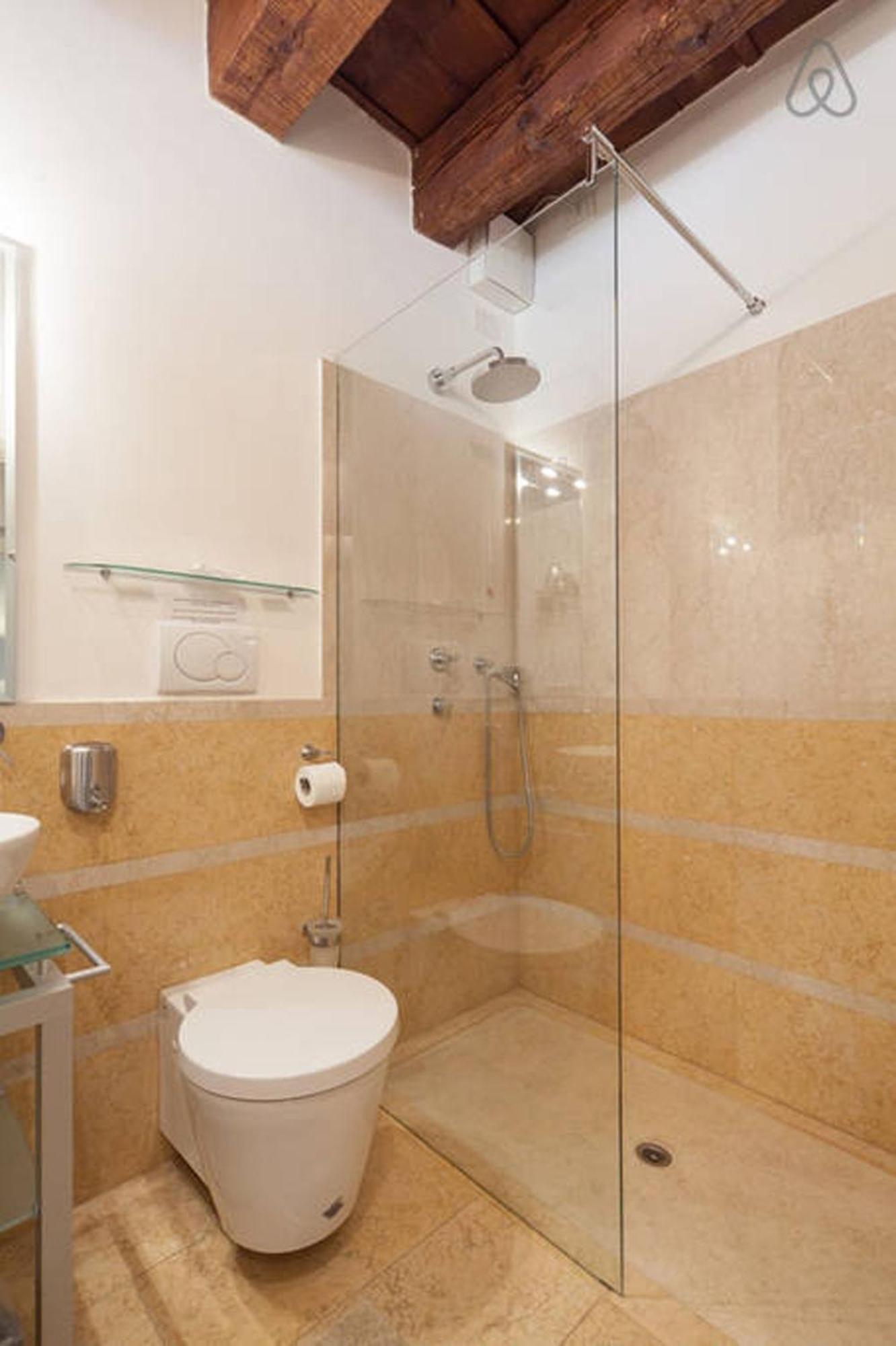 Truly Verona - Delle Erbe Suites Luaran gambar