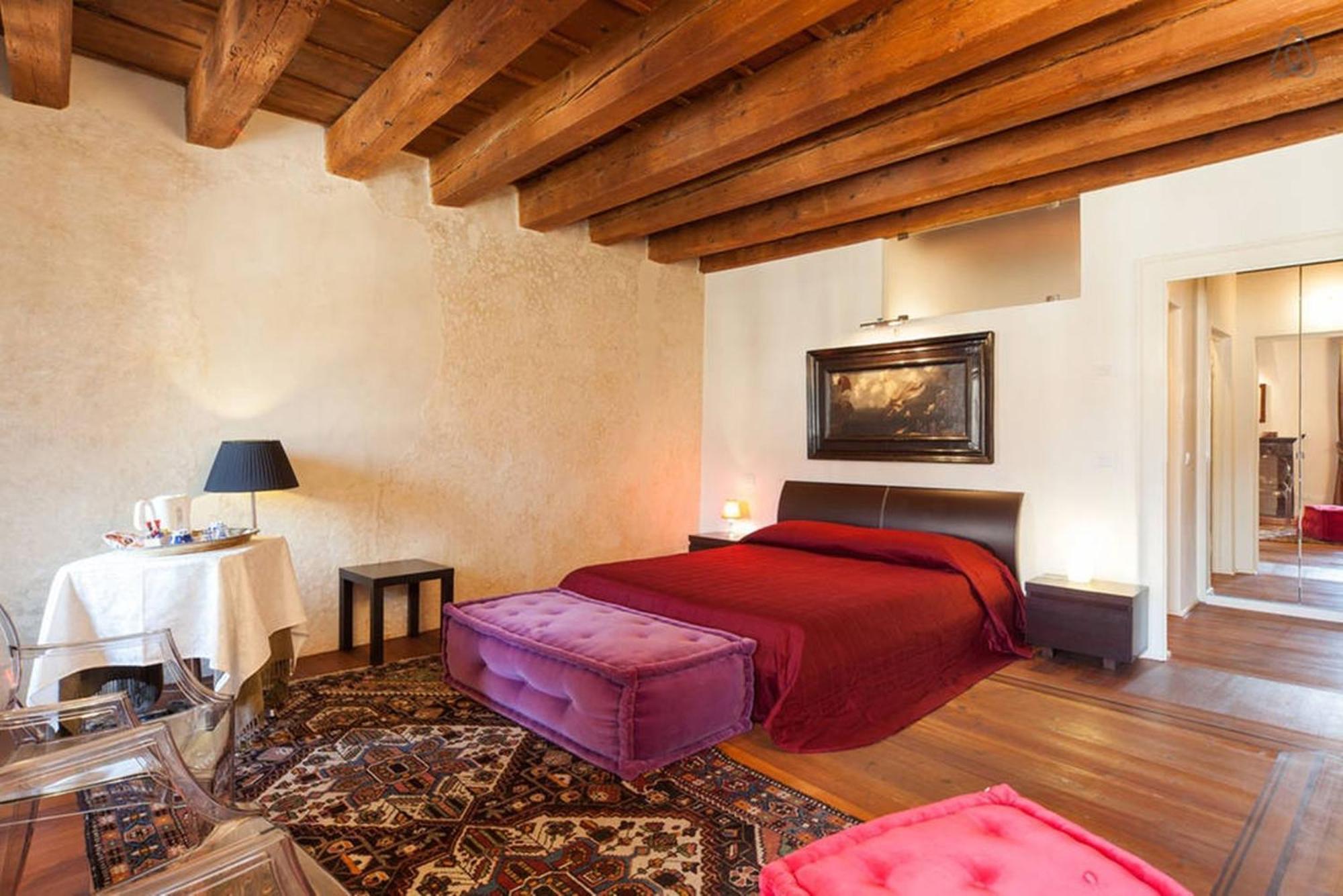 Truly Verona - Delle Erbe Suites Luaran gambar